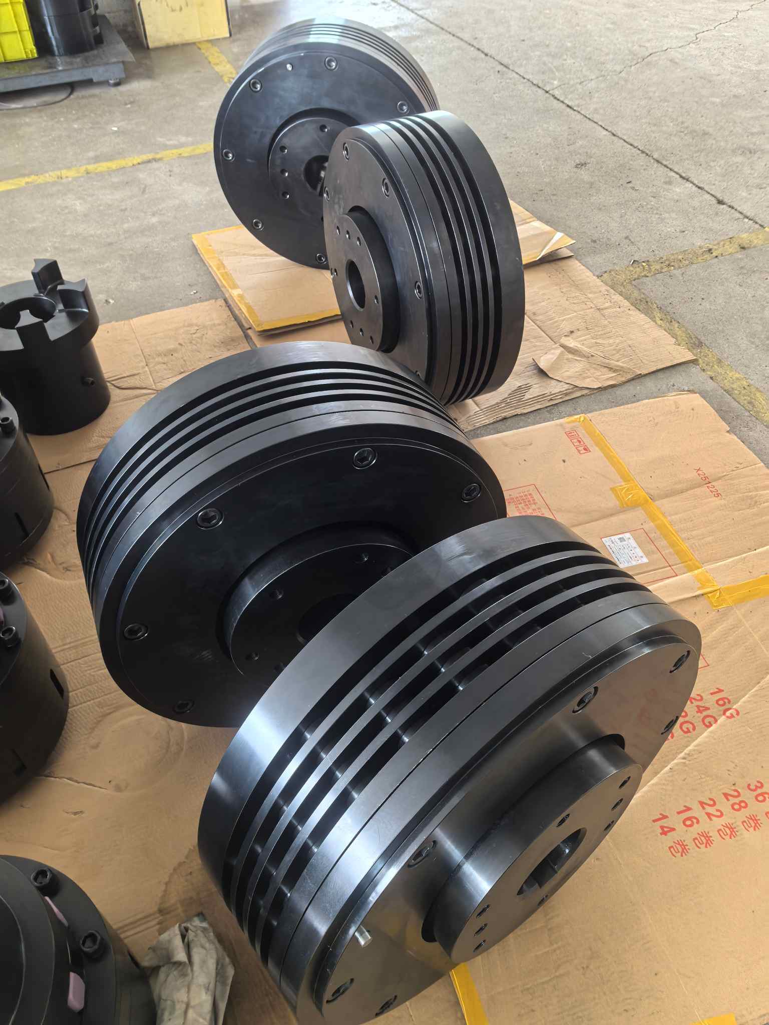 Producción terminada y entrega lista para el acoplamiento limitador de torque de servicio pesado personalizado